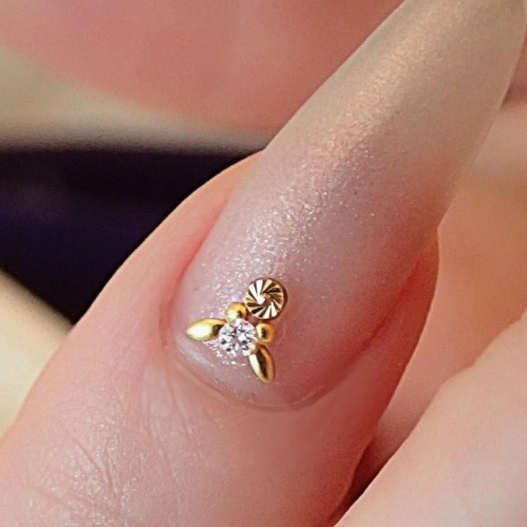 Diamond Jewelry Nail – First Diamond Design