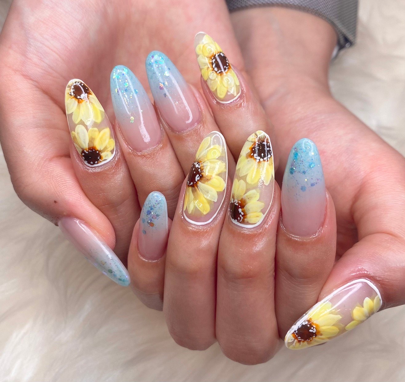 Gel Polish with Art